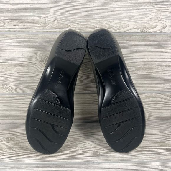 Clarks Collections Black Leather Low Heel Wedge Slip On Shoe - Women’s 10 - Picture 5 of 9